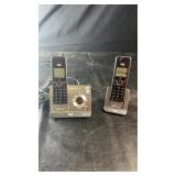 Bell cordless phone system with digital answering