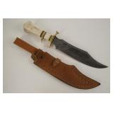 Outstanding Damascus Bowie knife - bone handle