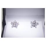 14kt Gold & Diamond Snowflake earrings
