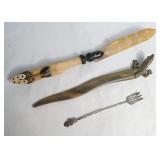 Hoof letter opener, lizard letter opener