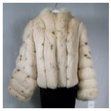 Waist length Fur - Arctic marble Fox
