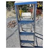5' Aluminum Step Ladder Good Condition