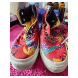 2 Pair Converse Tennis Shoes 1 No Strings