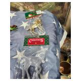2 Piece Christmas Deer lot About 5 Inches tall