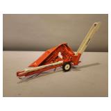 Allis Chalmers Corn Picker - ERTL - 16'L x 9'H