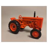John Deere MI - ERTL - 7”