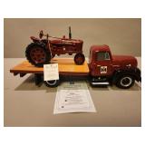 International Harvester Collectors Edition Flatbed Truck and Farmall H - The Hamilton Collection