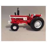 White 2270 - 11”x7”