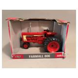 Farmall 806 - Ertl - 1/16
