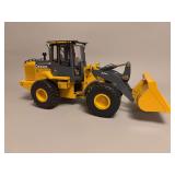 John Deere 544J Articulated Loader - ERTL - SN 1426GA00 - 19”