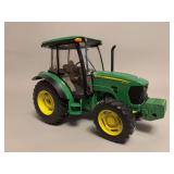 John Deere 5105M - ERTL Prestige Series - 10”