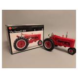 Farmall 400 - ERTL Precision Series - 9”