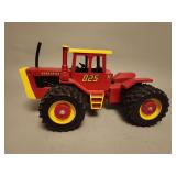 Versatile 825 Articulating Tractor - Scale Models - 15'L x 9'H