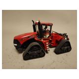 Case International 350 QuadTrac - 2013 Farm Show -ERTL - 10'L x 5'H