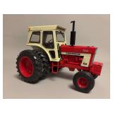 International 1466 Farmall Turbo - ERTL - 12”