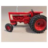 Farmall 706 - Lafayette Toy Show Indiana 1998 - Duals - 10”x8”