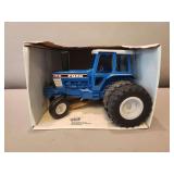 Ford TW-15 with Cab and Duals  - ERTL - 12'L x 10'H