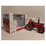 International 1066 Prestige Collection - ERTL - 11”
