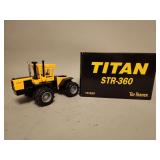 Titan STR-360 - Toy Farmer - ERTL