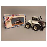 Big Bud 500 Tractor - ERTL - 9”