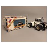 Big Bud 370 Tractor - ERTL - 9”