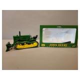 John Deere 40 Crawler with Blade - 19th Annual Plow City Farm Toy Show - ERTL