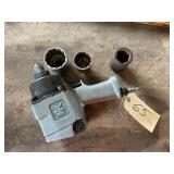 PNEUMATIC IMPACT 3/4" DRIVE WITH SOCKETS