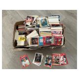 BASEBALL/BASKETBALL AND SPORT CARDS