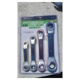 Ratchet wrenches
