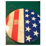 Patriotic tin w/ 4 lighters