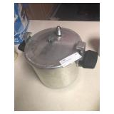 Wearever Chicken Bucket