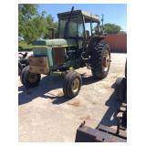 John Deere 4240