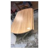 Wood and metal dropleaf table / metal legs