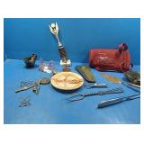 Flat of miscalanious 
Pocket knife, plate,