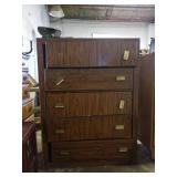 Dresser 5 Drawer : 80's Project Sticky Drawers