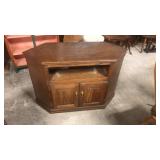 Flat screen tv stand