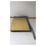 Quartet paper cutter Quartet paper cutter