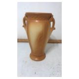 USA. 157. Vase