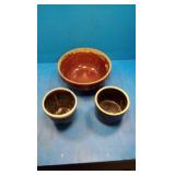 Crock bowl and 2 small crocks Crock bowl and 2 small crocks