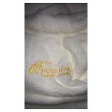 Hoosierpark robe new. Small quilt Hoosierpark robe new. Small quilt