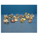 Falt of glass nic nacks