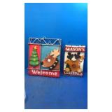 2 Christmas wall hangings