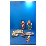 Wood cat dog wall hangers