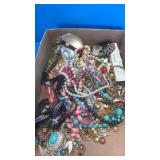 Assorted jewelry
