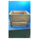 Wood crate
