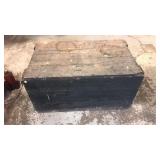 Large wood.box hinged lid