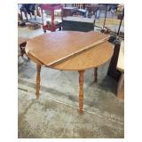 Formica dining table - 2 leaves