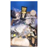 Watches. Costume jewelry