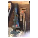 Pipe wrenches. Hammers