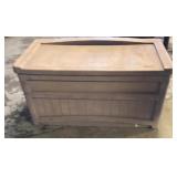 Sun cast  plastic storage